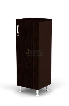 Мебель для персонала Шкаф закрытый 3-ур. с R-дверью BR81.0307