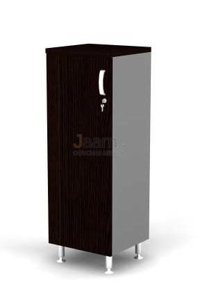 Мебель для персонала Шкаф закрытый 3-ур. с L-дверью BR81.0308